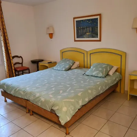 Joli Mazet Provencal De Camargue